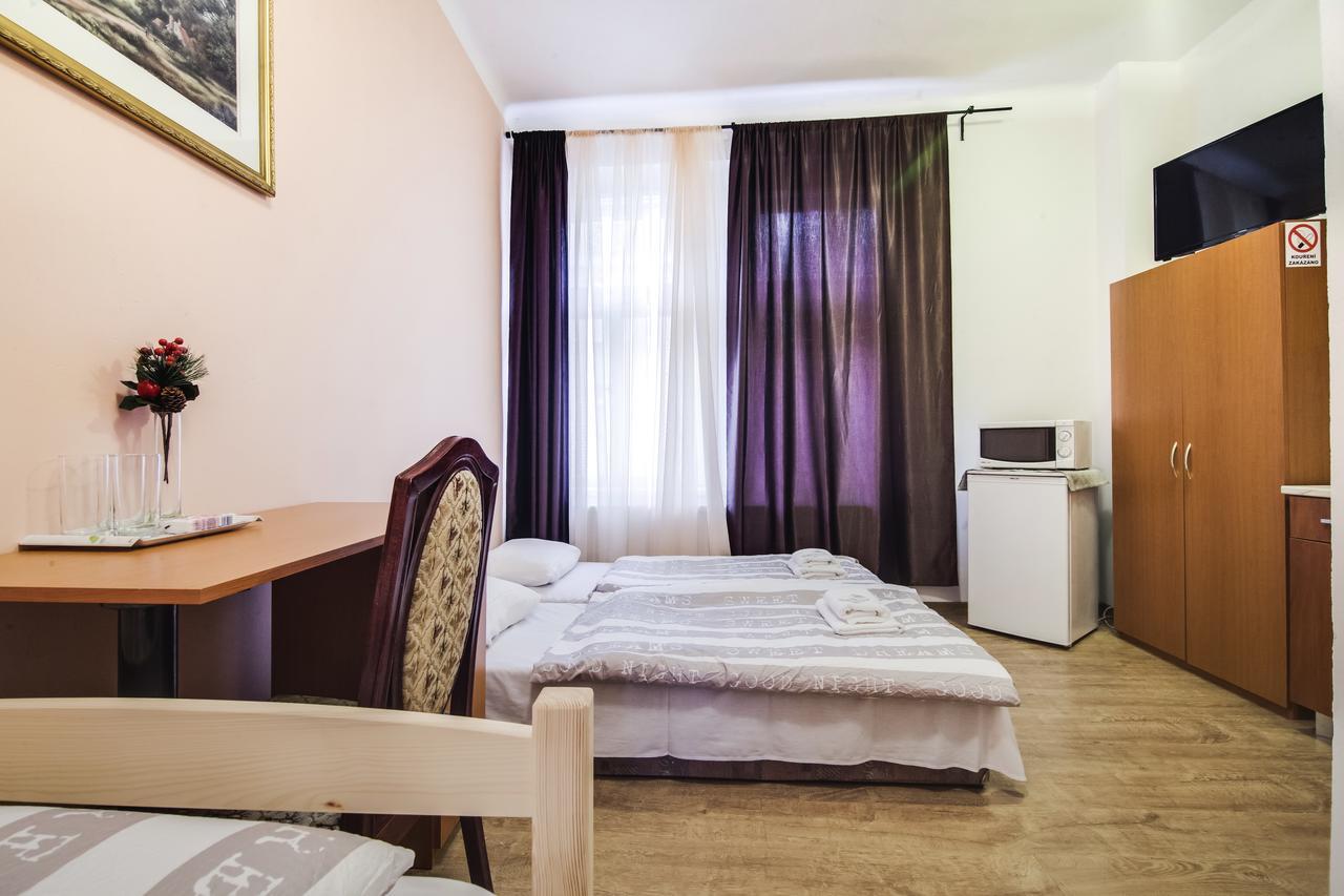 Aparthotel Zarra Prague Room photo