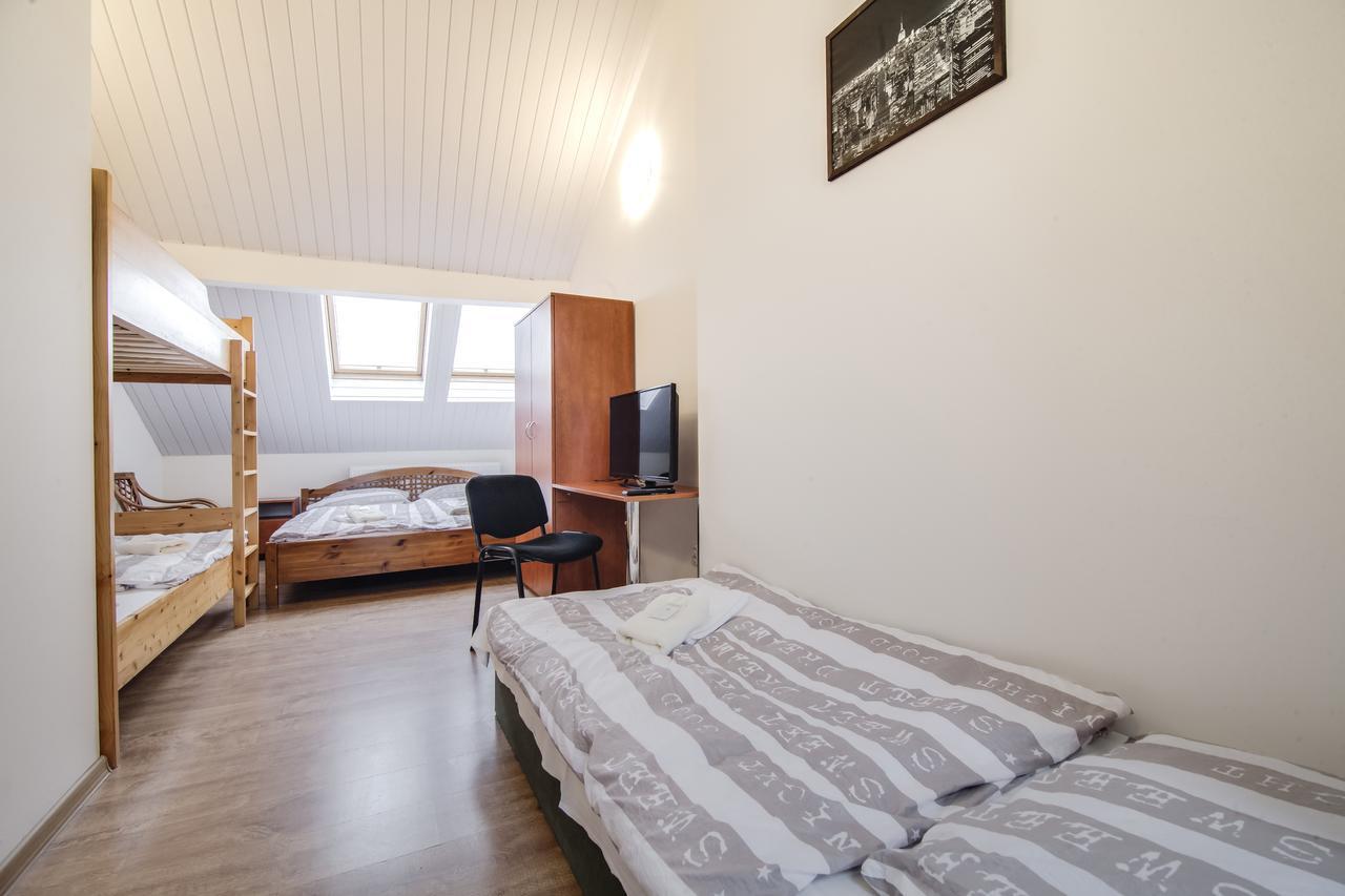 Aparthotel Zarra Prague Room photo