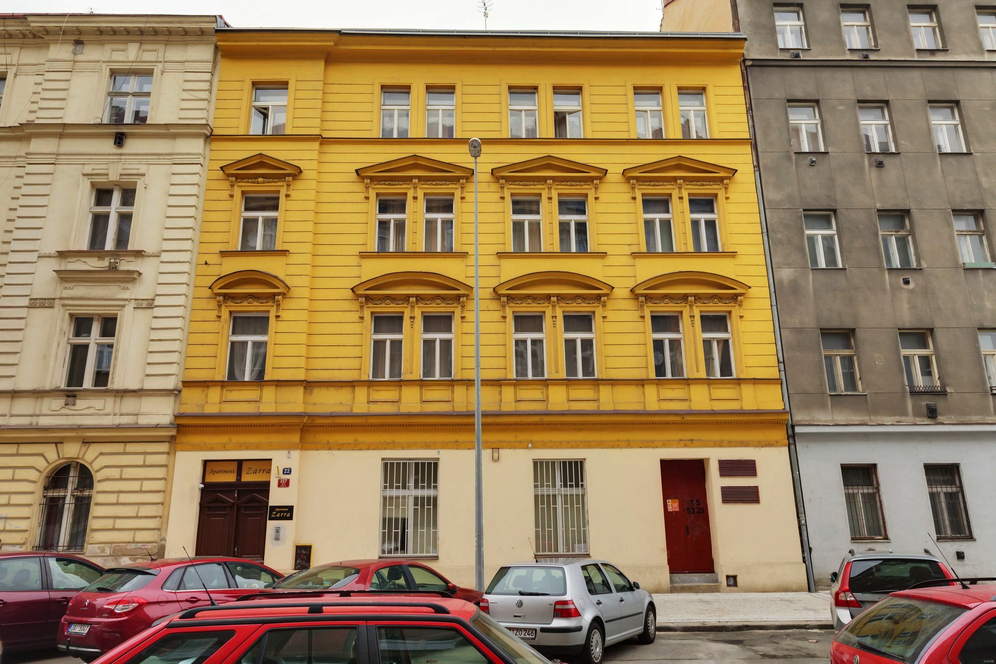 Aparthotel Zarra Prague Exterior photo